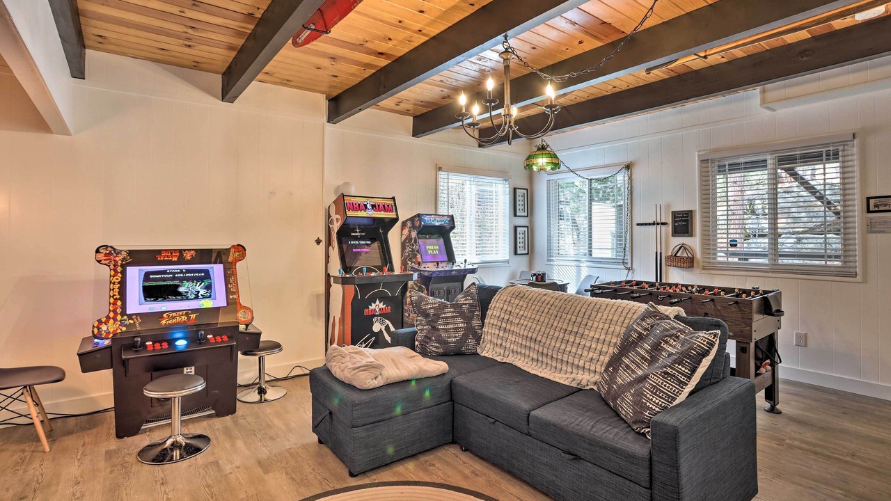 Photo of Bedroom in Running Springs