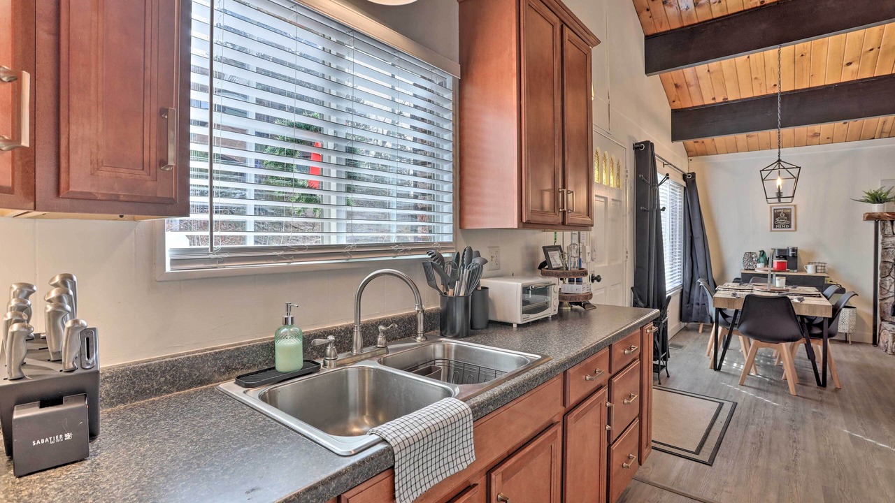 Photo of Kitchen in Running Springs