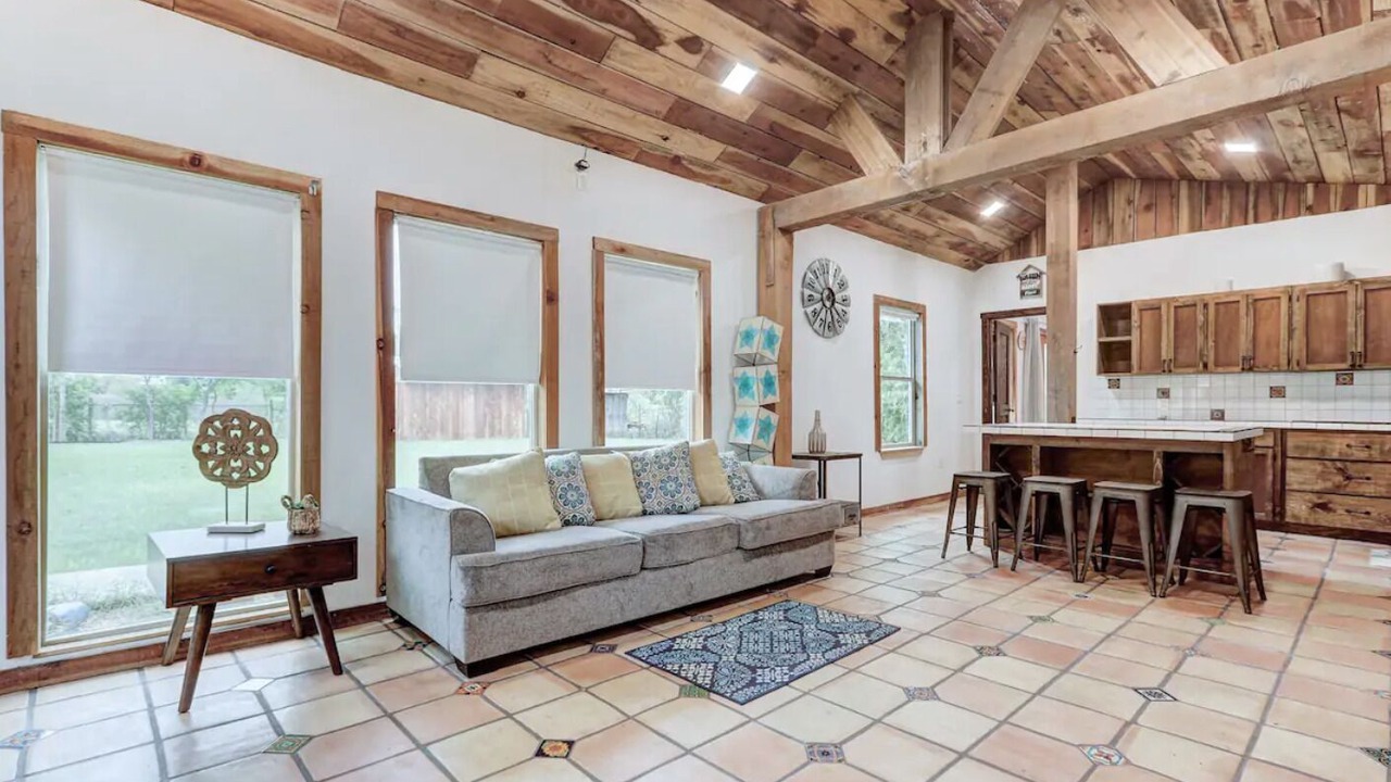 Photo of Livingroom in Hutto