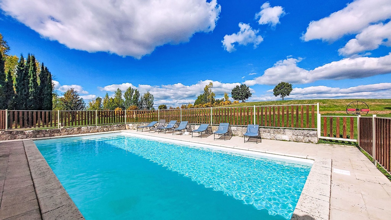 Photo of Outdoor in Dondas