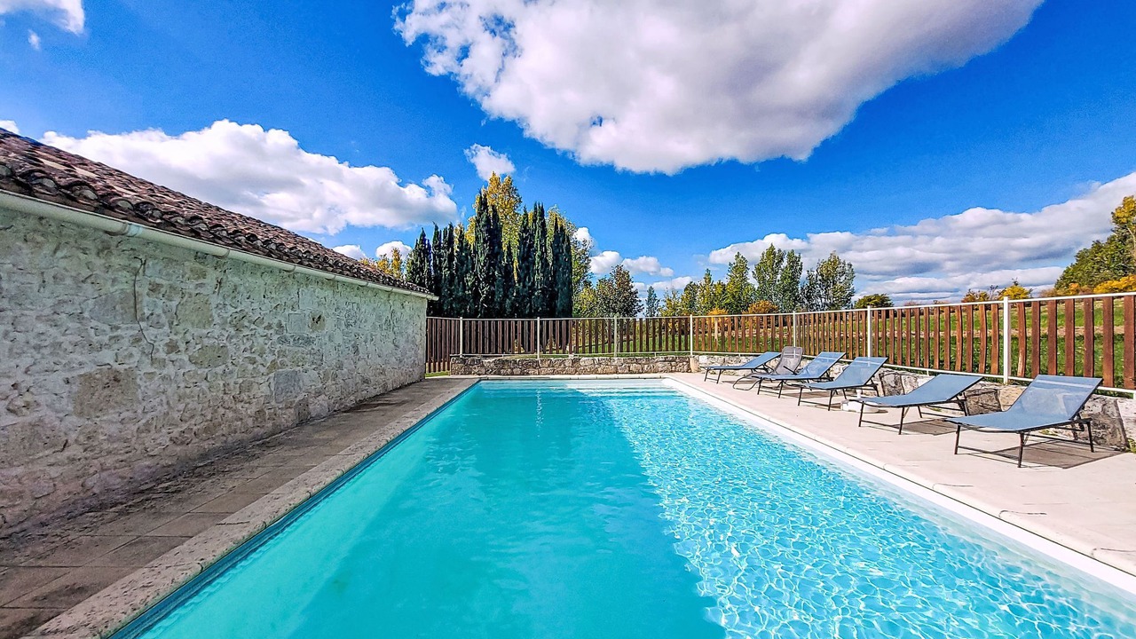 Photo of Outdoor in Dondas