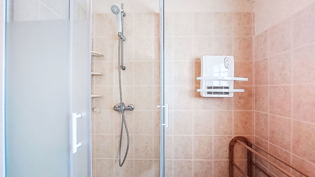Photo of Bathroom in Dondas