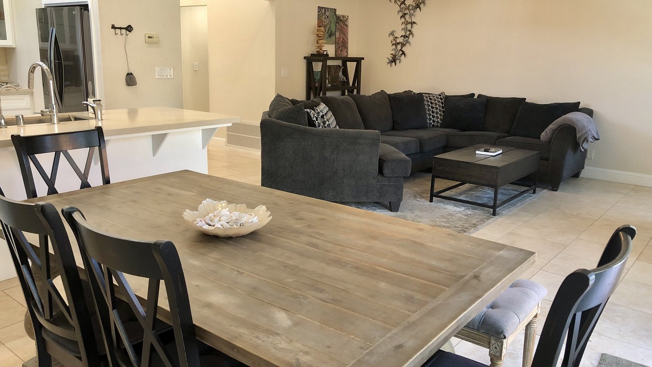 Photo of Others in Nut Tree