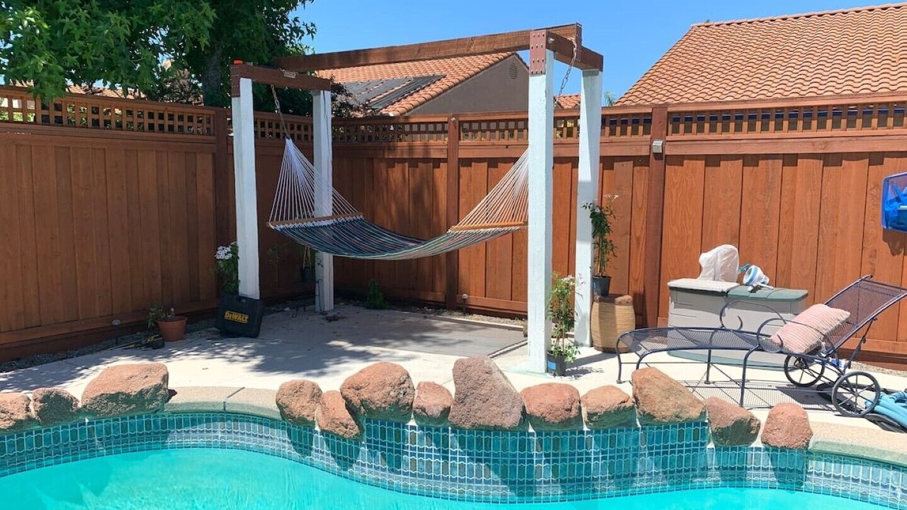 Photo of Outdoor in Nut Tree