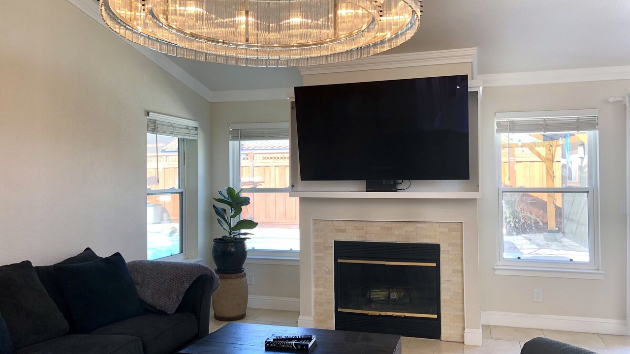 Photo of Livingroom in Nut Tree