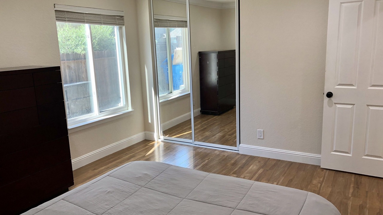 Photo of Bedroom in Nut Tree