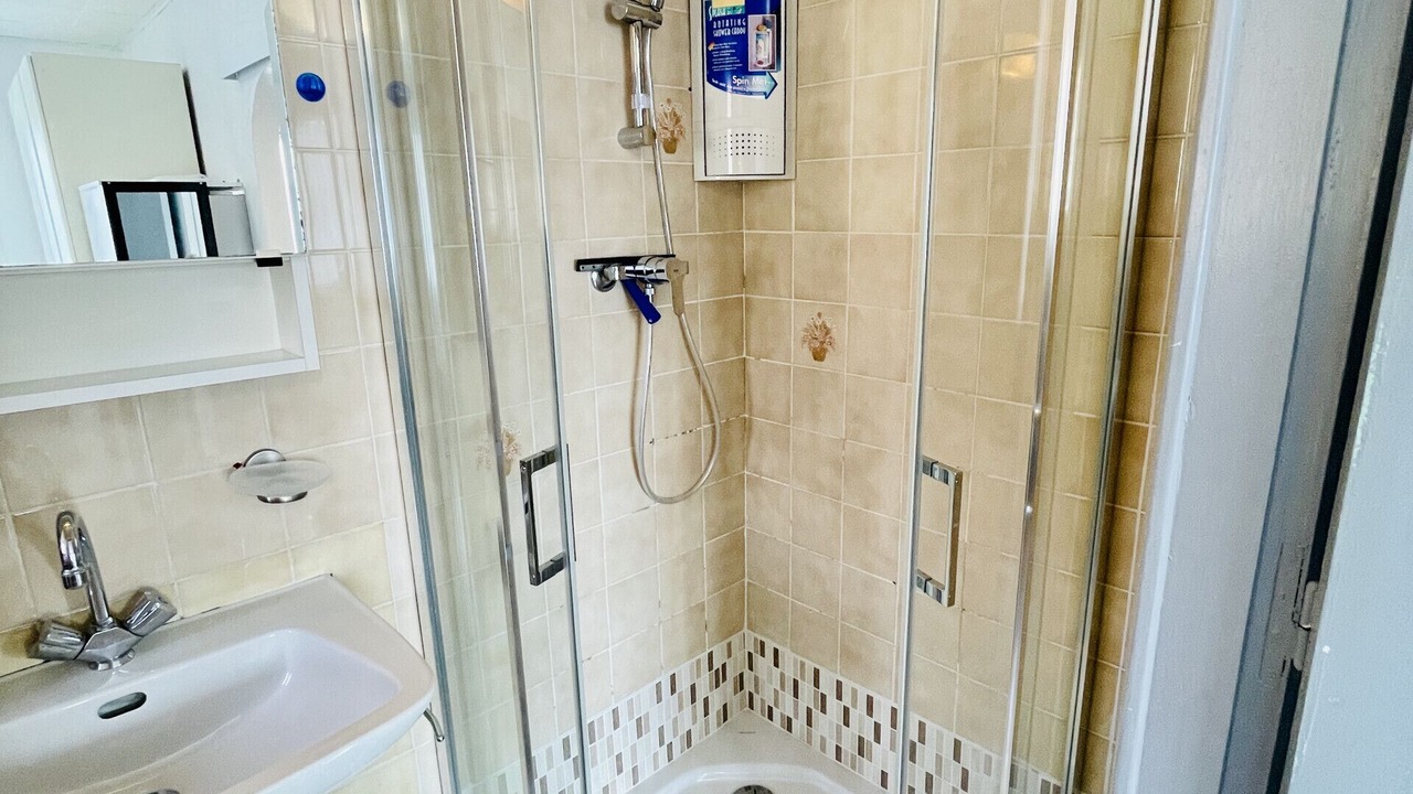 Photo of Bathroom in Forges-les-Bains