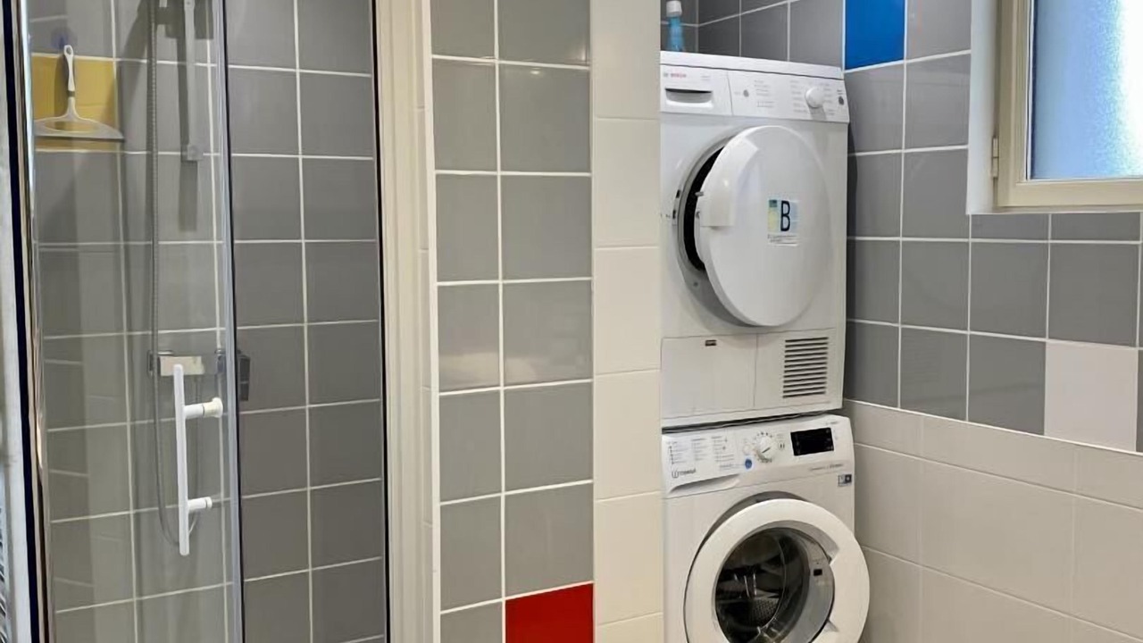 Photo of Bathroom in Peaule