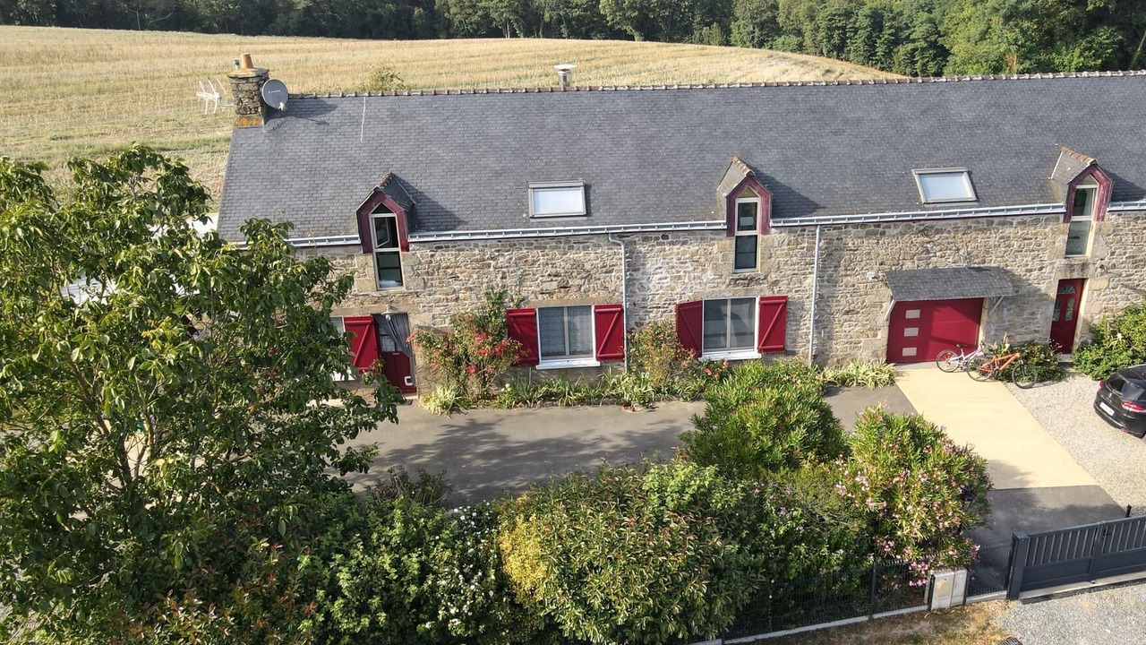 Photo of Outdoor in Peaule