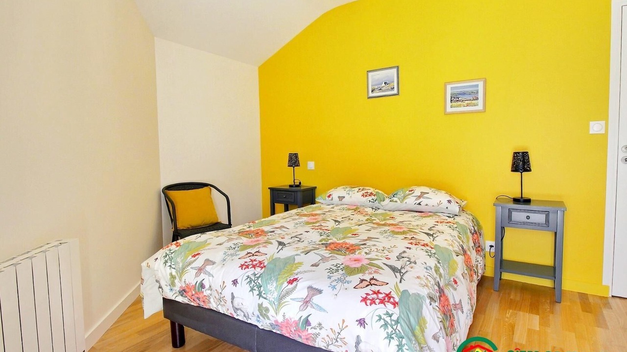 Photo of Bedroom in Crach