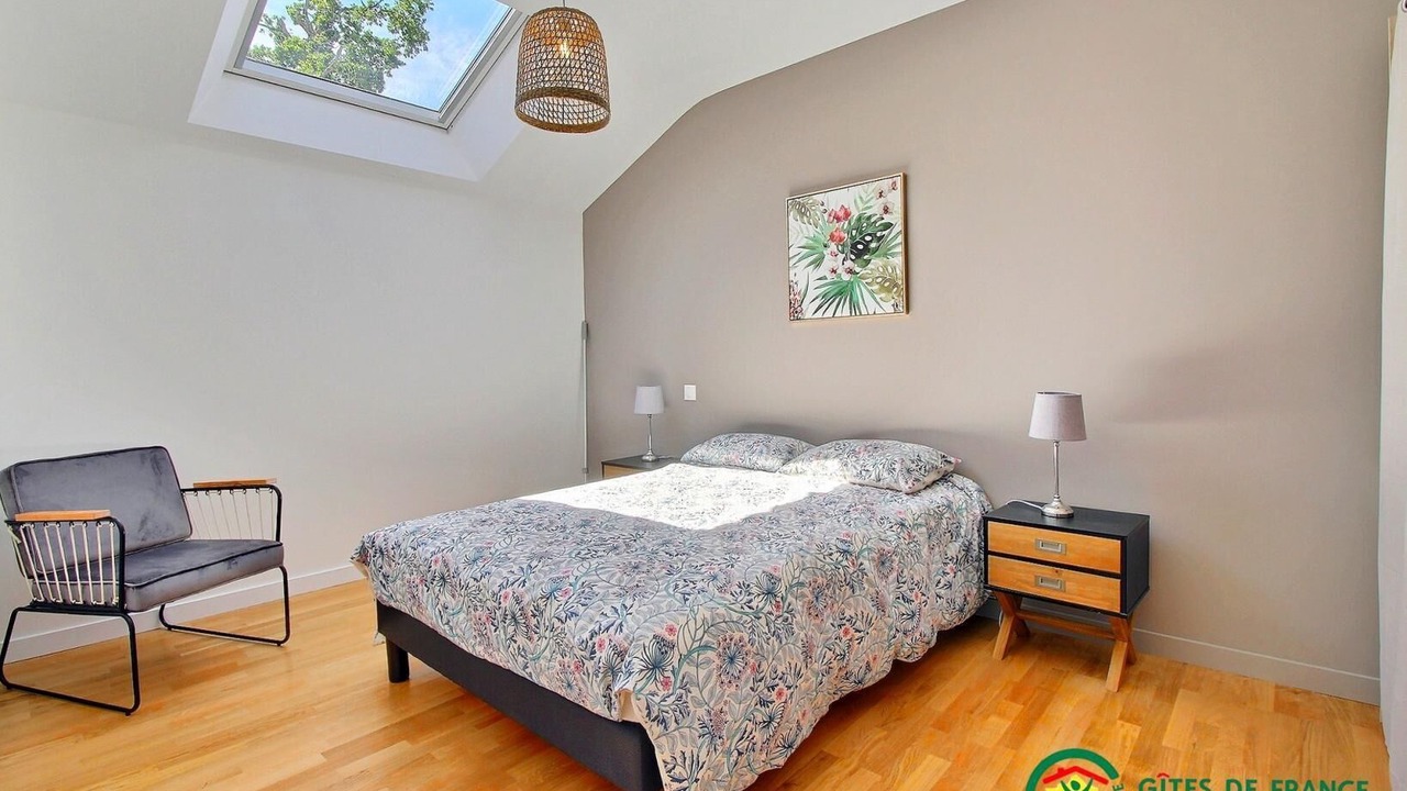 Photo of Bedroom in Crach