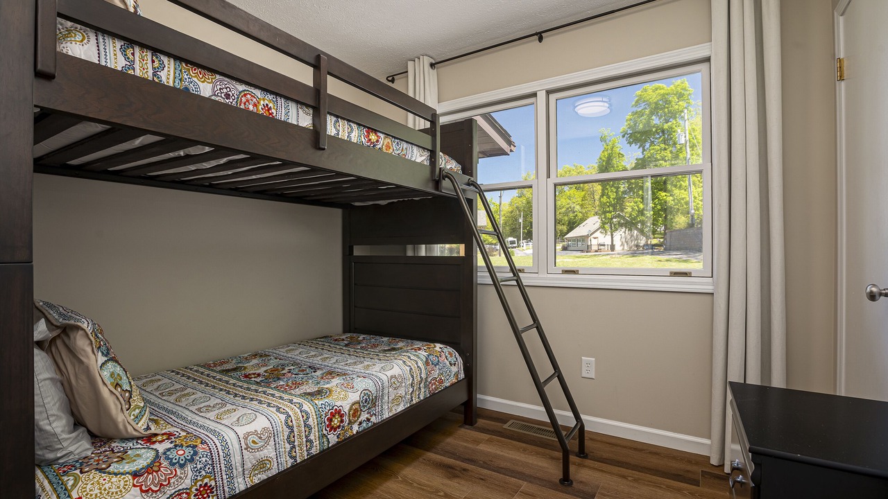 Photo of Bedroom in Wolf Creek