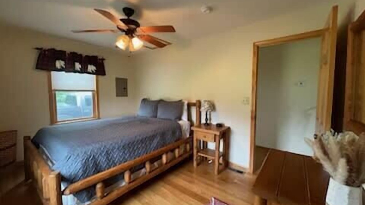 Photo of Bedroom in Cherry Creek