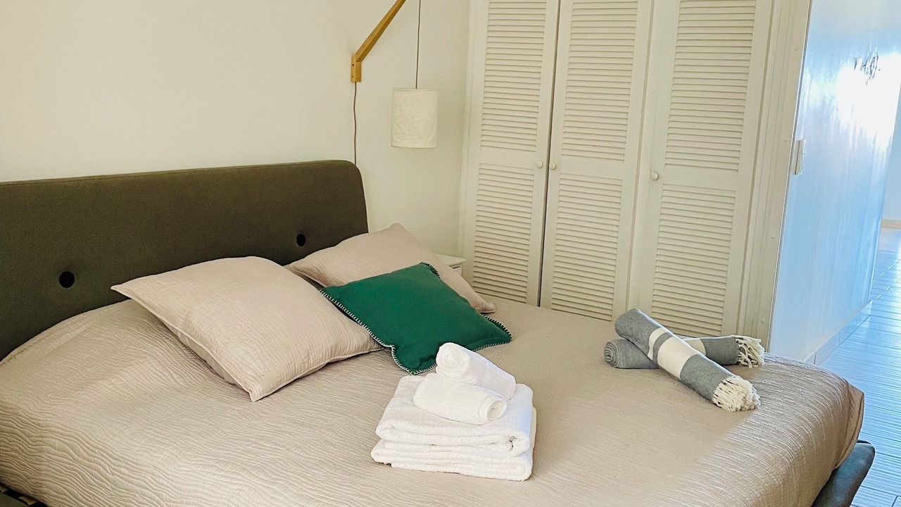 Photo of Bedroom in Nettle Bay