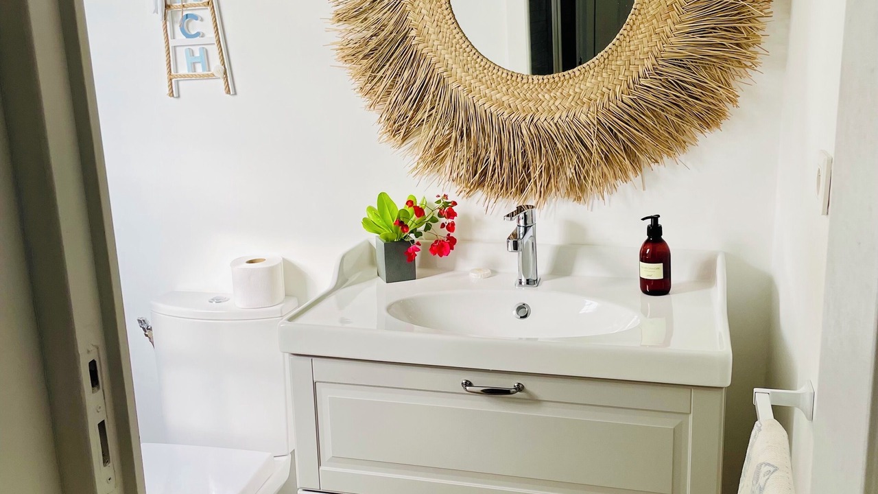 Photo of Bathroom in Nettle Bay