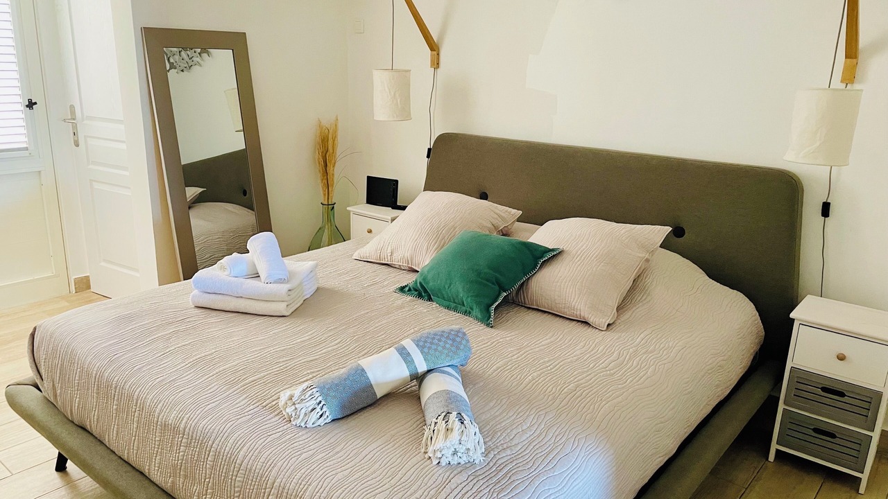 Photo of Bedroom in Nettle Bay