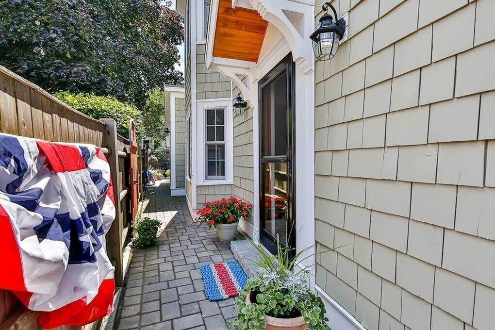 Photo of Others in Newburyport