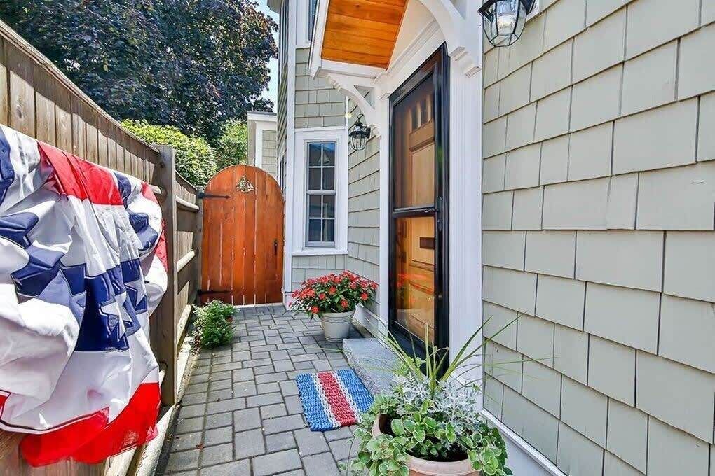 Photo of Others in Newburyport