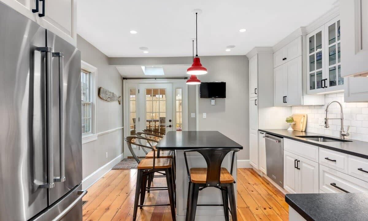 Photo of Others in Newburyport