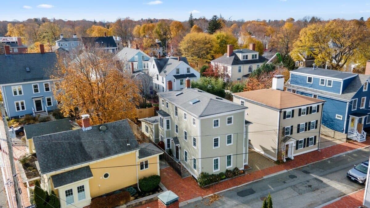 Photo of Others in Newburyport