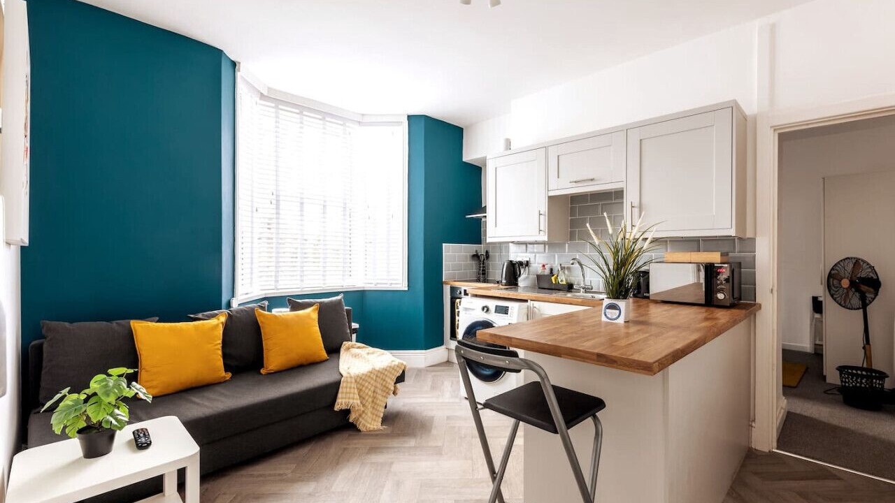 Photo of Others in Barry