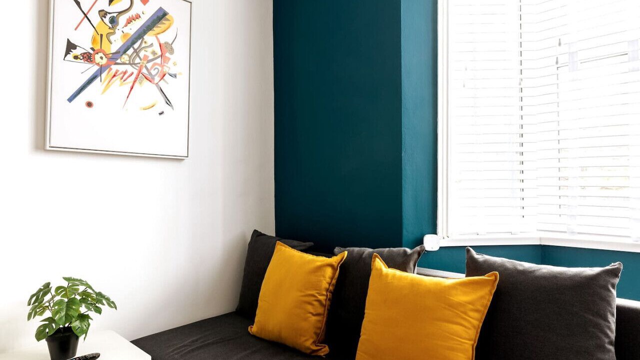 Photo of Livingroom in Barry