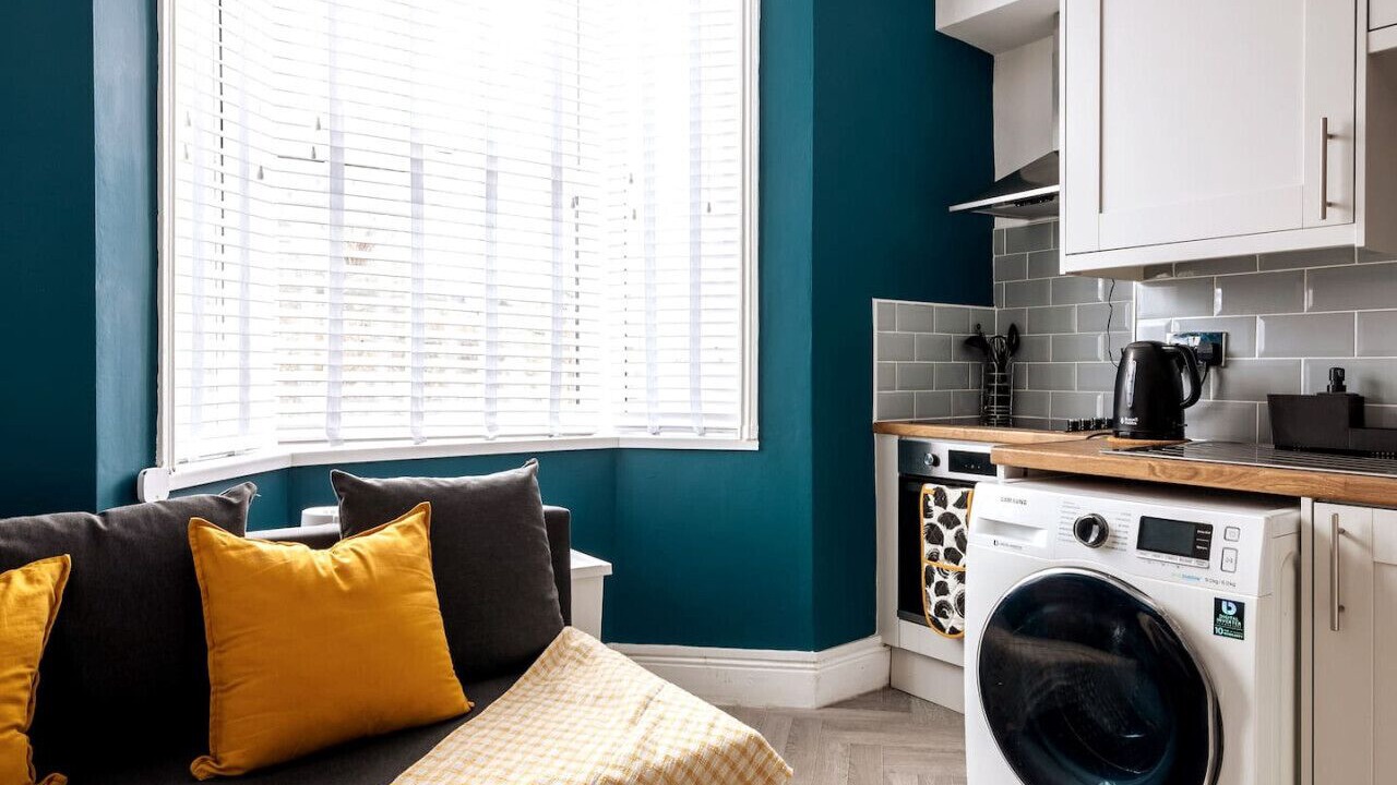 Photo of Others in Barry