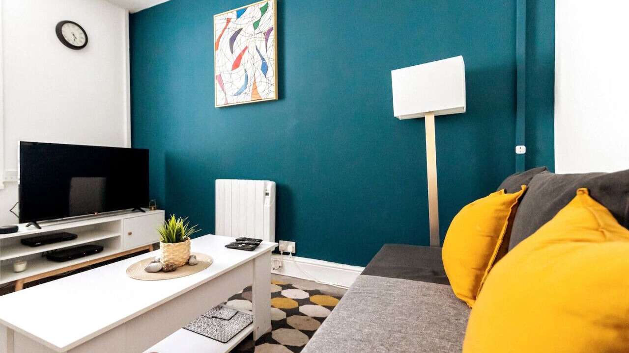 Photo of Livingroom in Barry