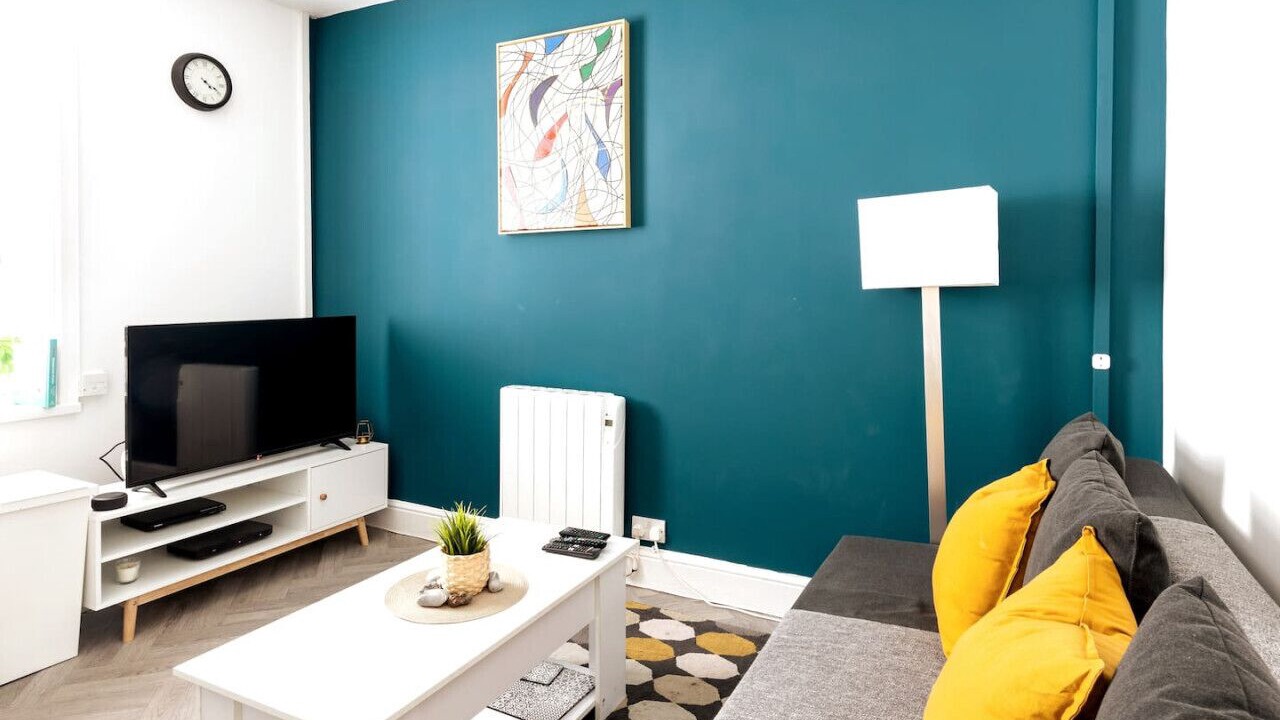 Photo of Livingroom in Barry