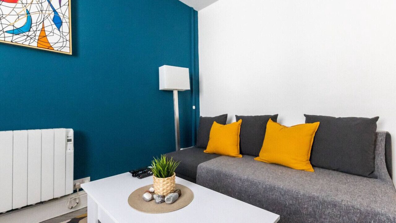 Photo of Livingroom in Barry