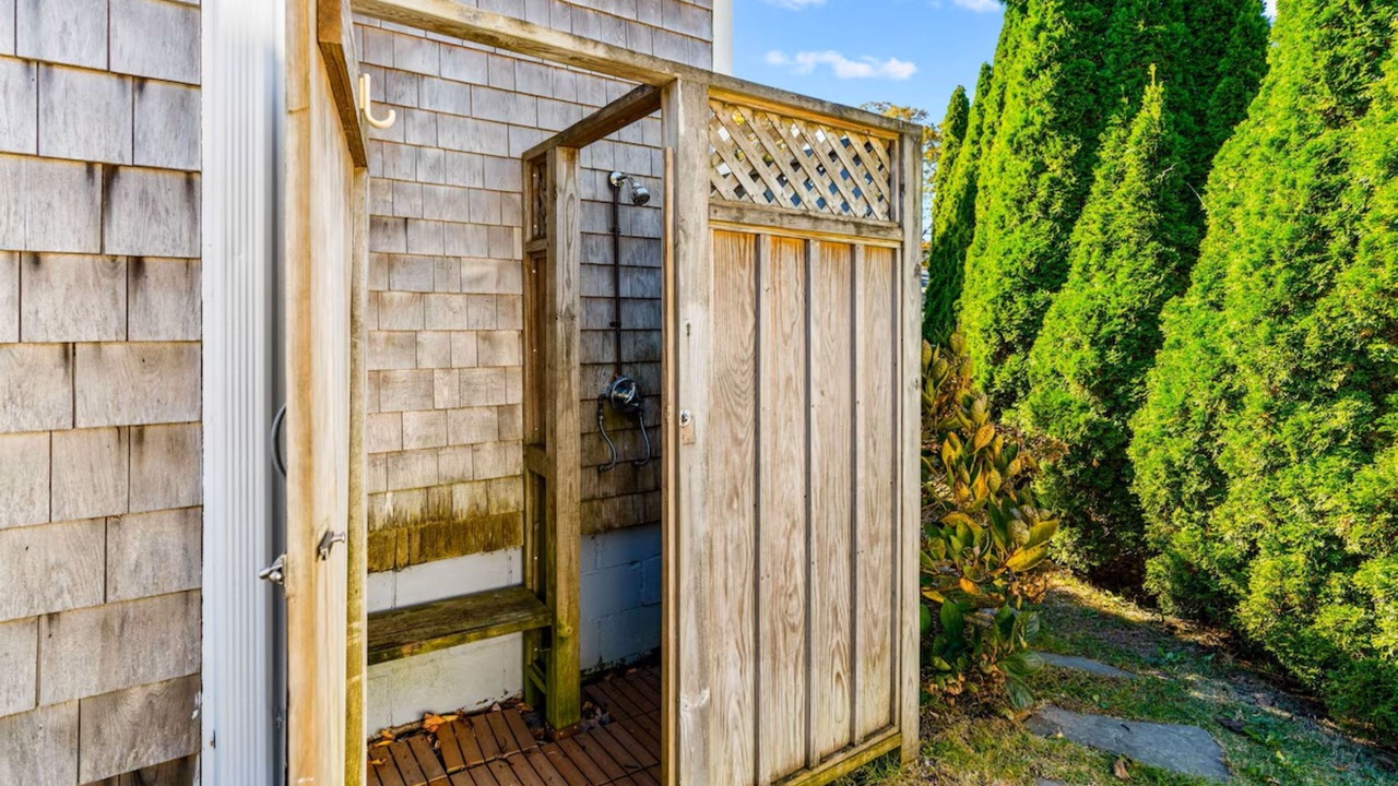 Photo of Outdoor in Popponesset
