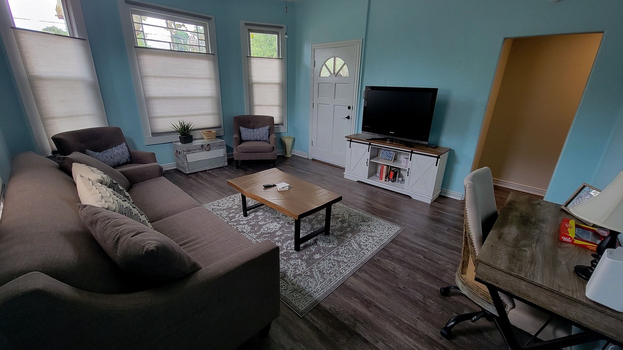 Photo of Livingroom in Humble