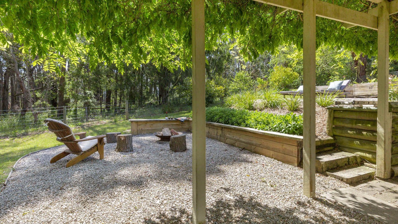 Photo of Outdoor in Red Hill