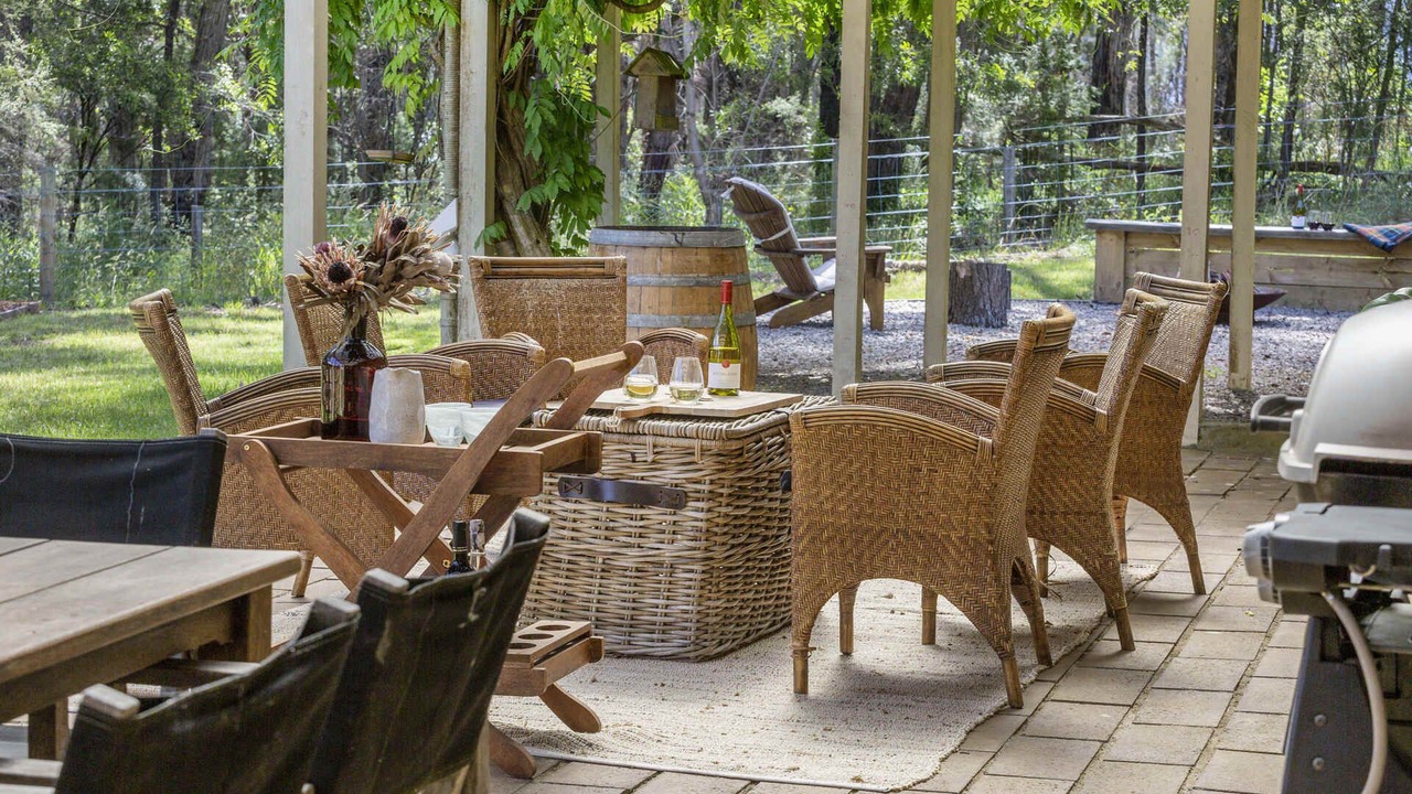 Photo of Outdoor in Red Hill