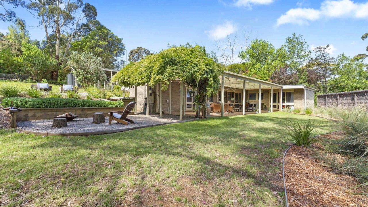 Photo of Outdoor in Red Hill