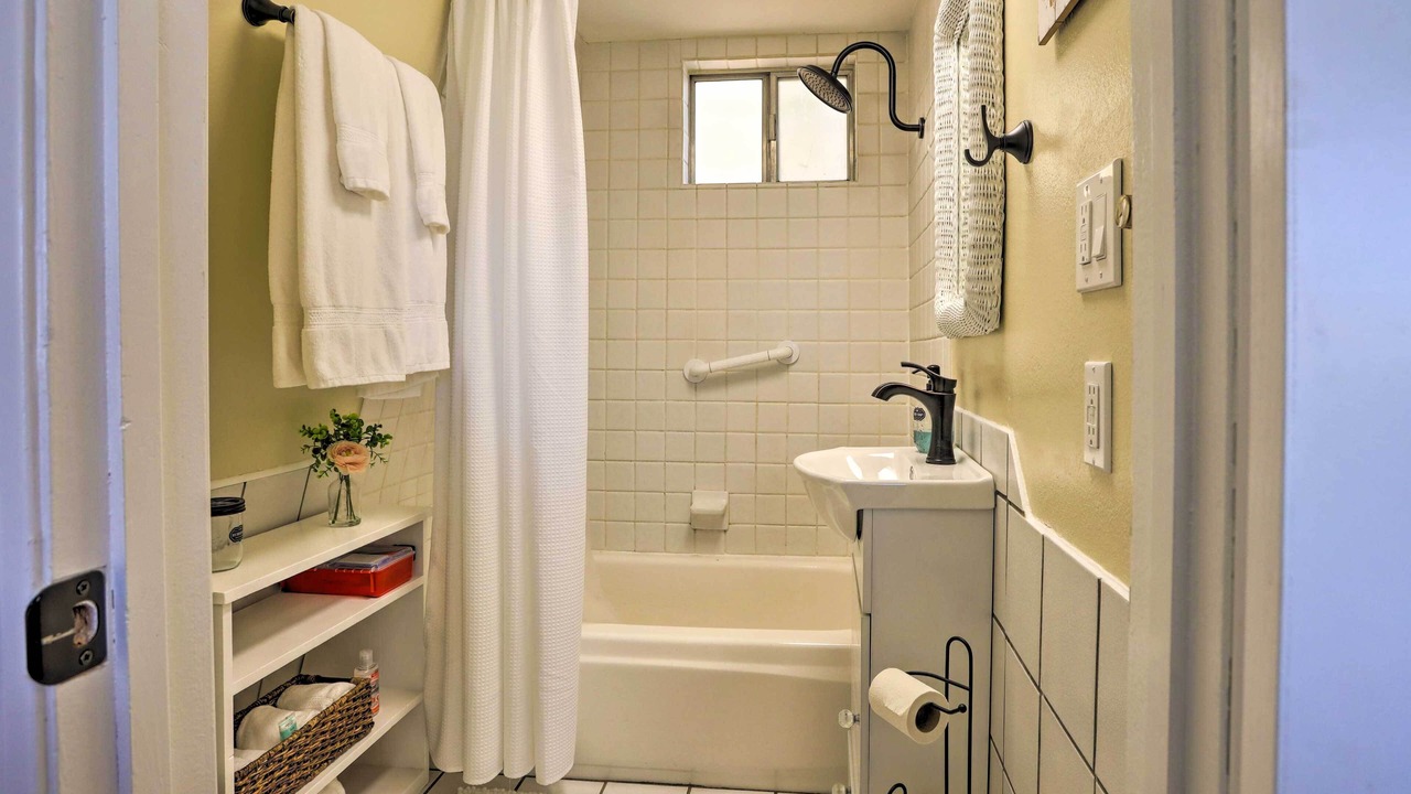 Photo of Bathroom in Lake Arrowhead