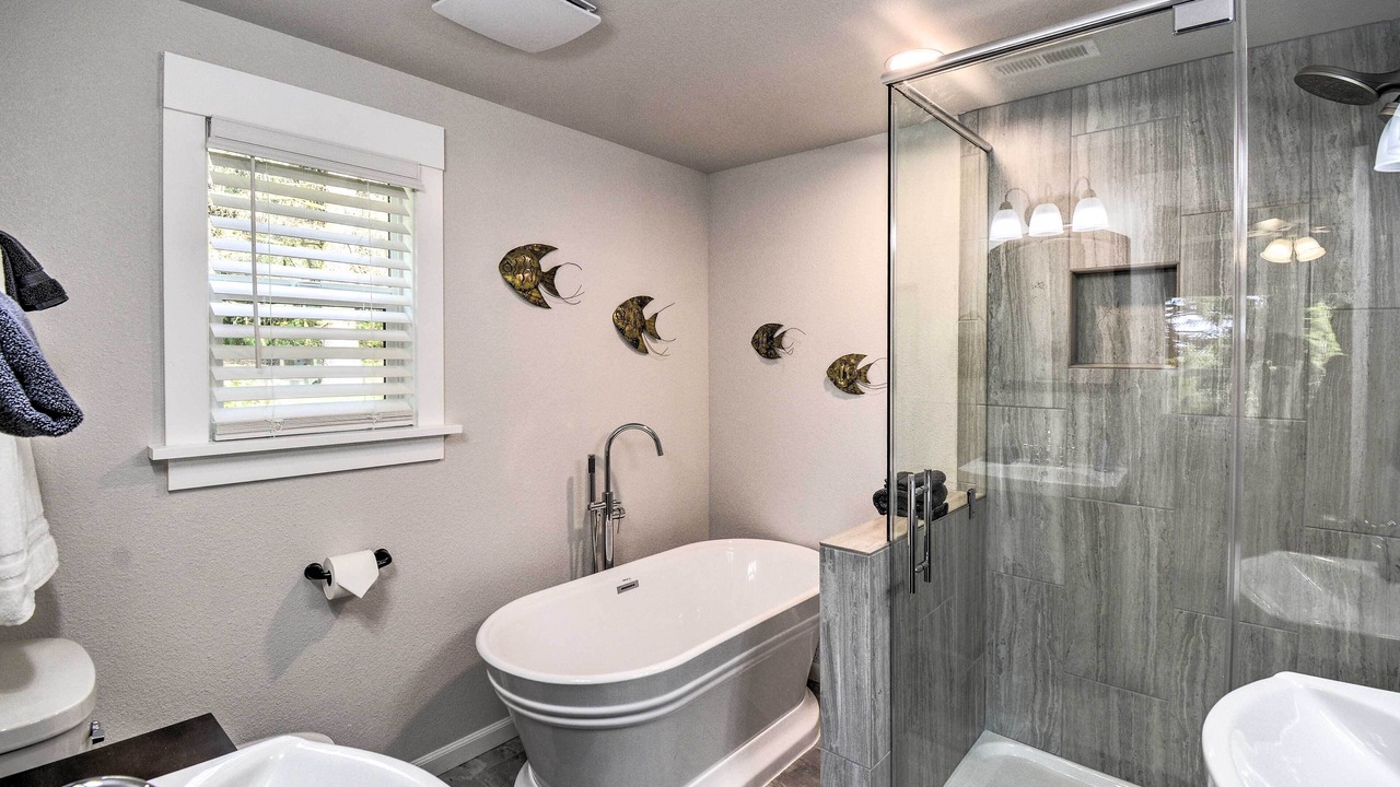 Photo of Bathroom in Copalis Beach