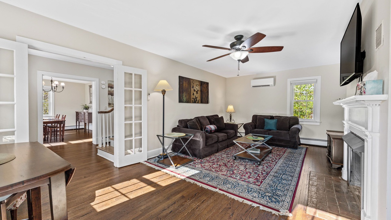 Photo of Livingroom in Haywood
