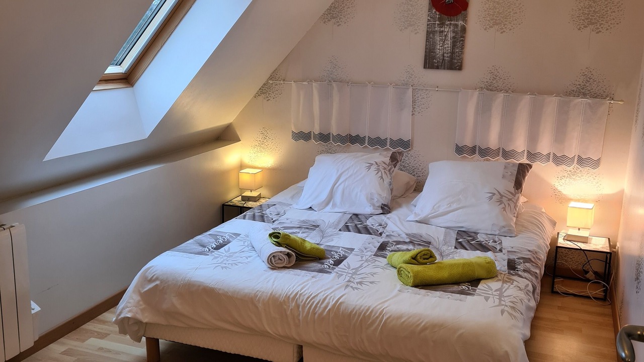 Photo of Bedroom in Theix-Noyalo