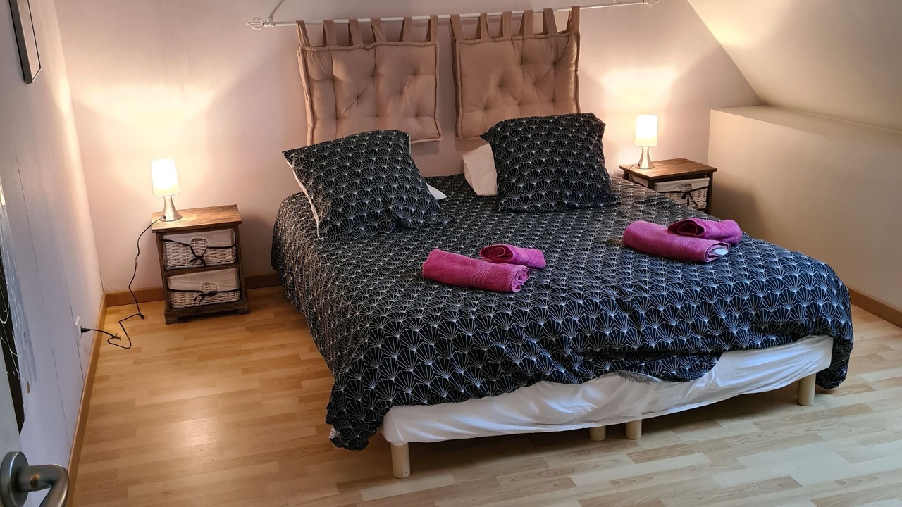 Photo of Bedroom in Theix-Noyalo