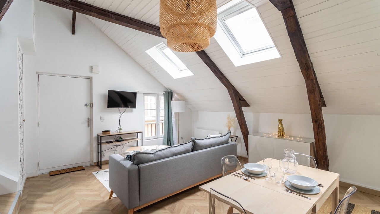 Photo of Livingroom in Centre