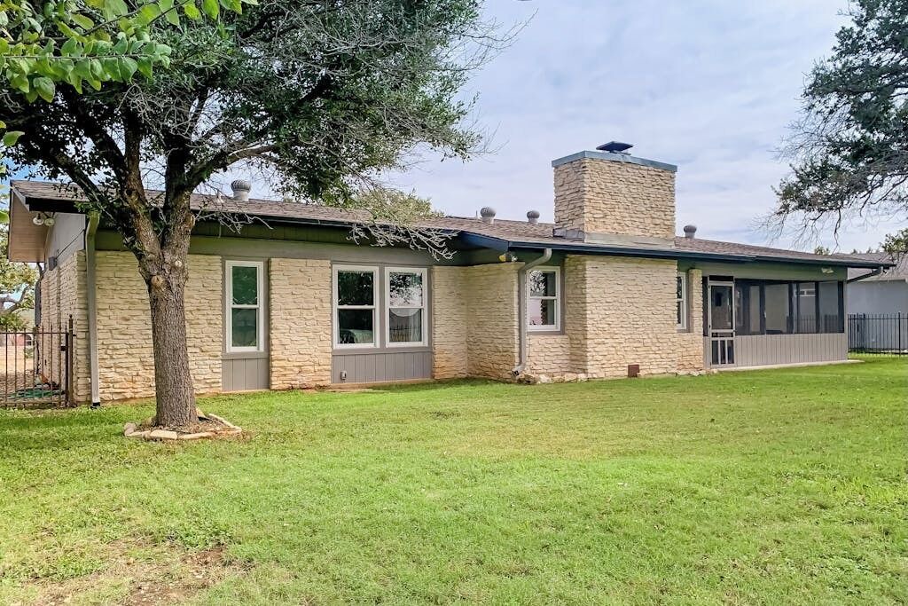 Photo of Outdoor in Highland Lake Estates