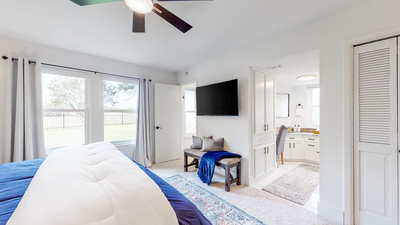Photo of Bedroom in Highland Lake Estates