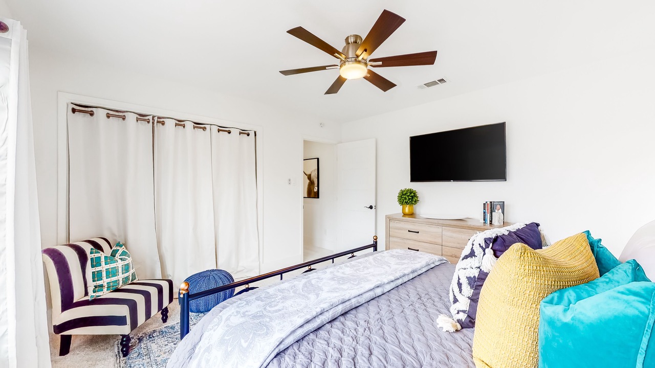 Photo of Bedroom in Highland Lake Estates