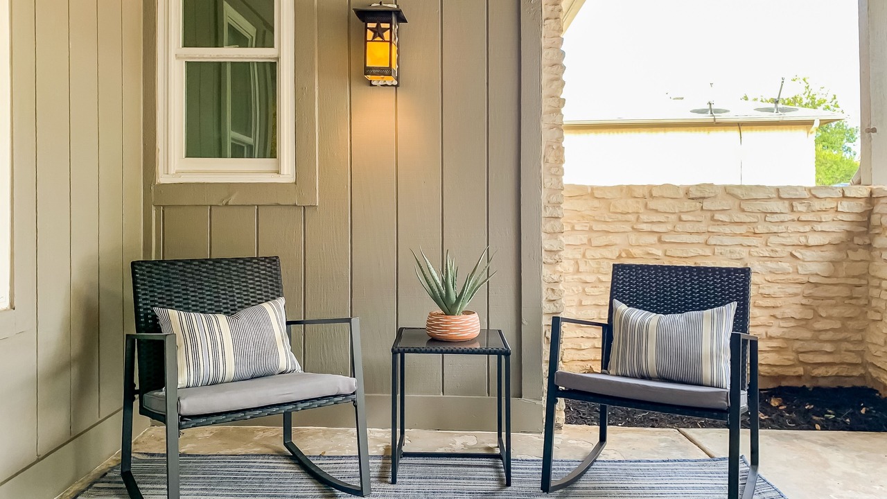 Photo of Patio Balcony in Highland Lake Estates