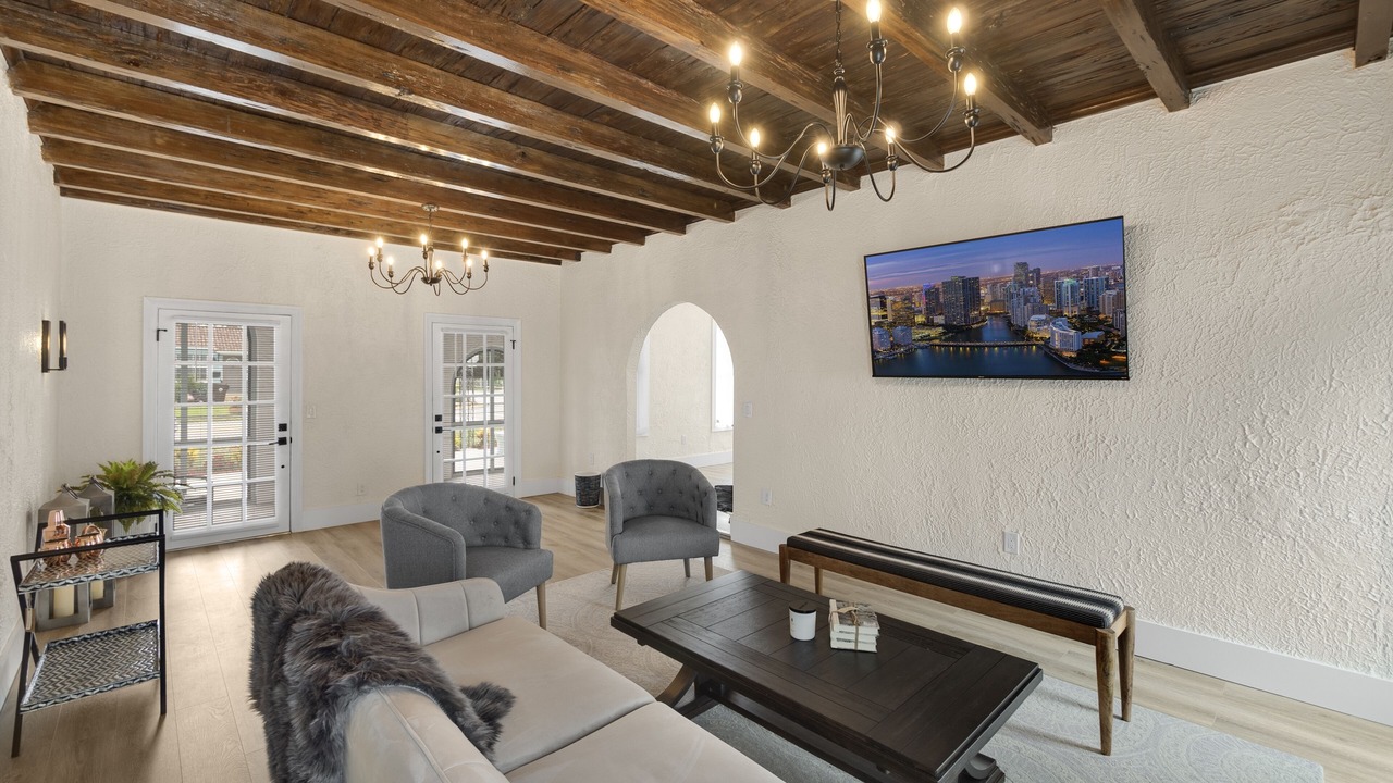 Photo of Livingroom in Parker Ridge