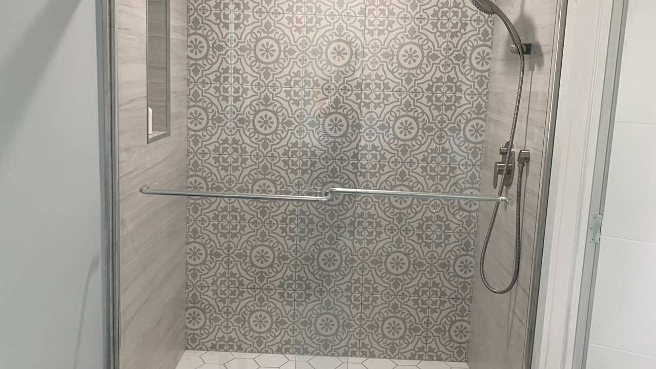 Photo of Bathroom in Ambersand Beach