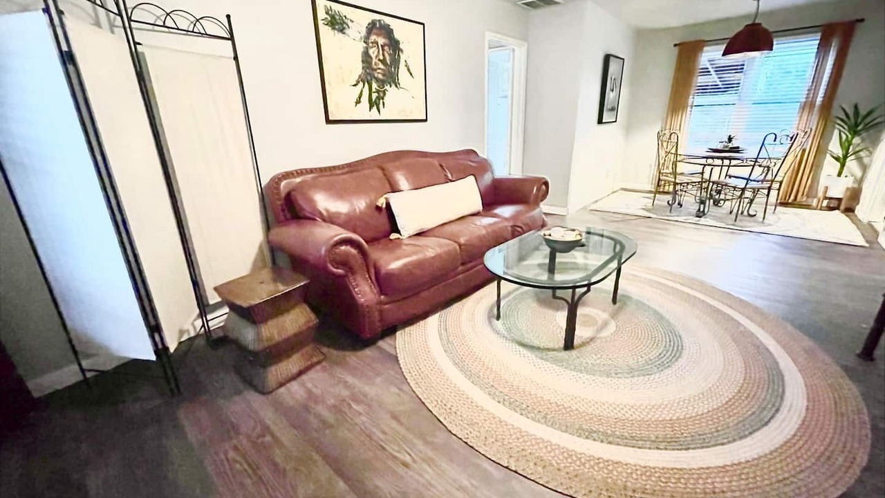Photo of Livingroom in Midwest City
