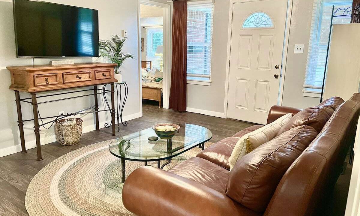 Photo of Livingroom in Midwest City