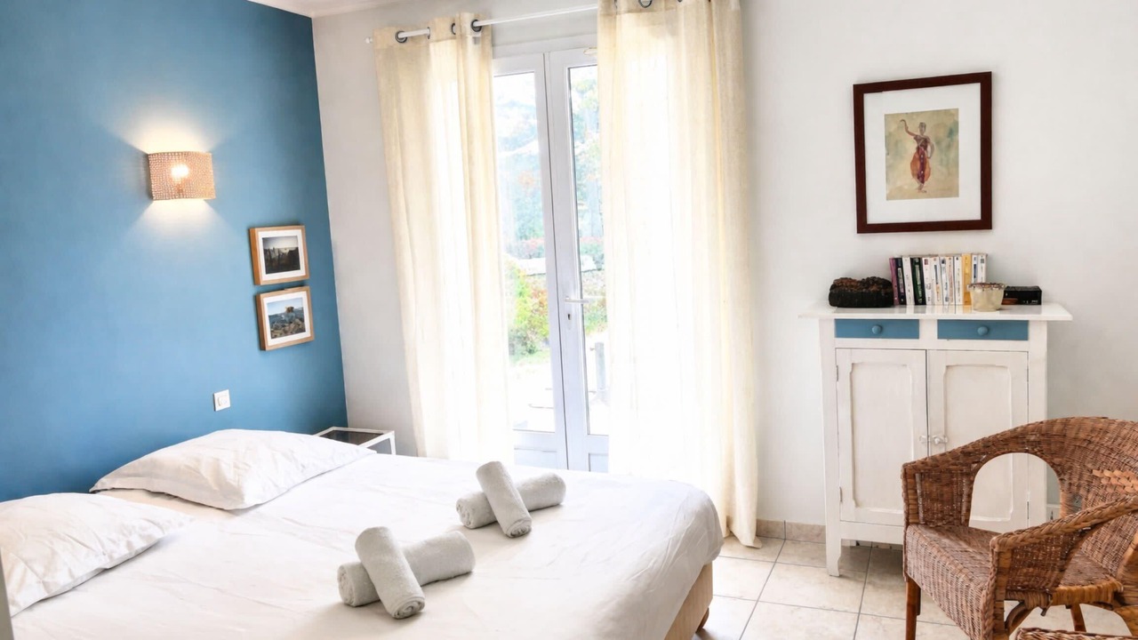 Photo of Bedroom in Prefailles